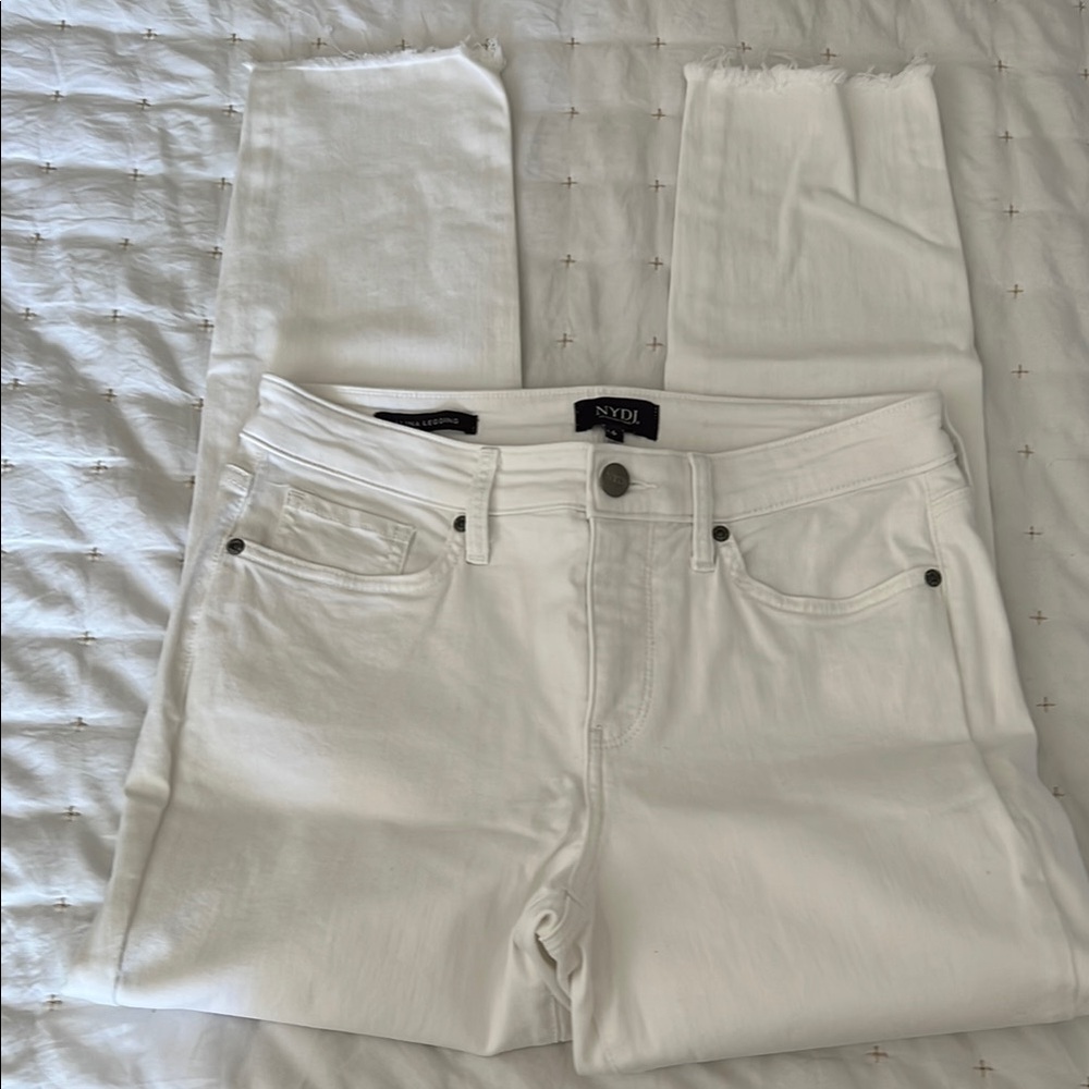NYDJ Alina Legging White Skinny Jeans Size 6 LiftxTuck Tecnology